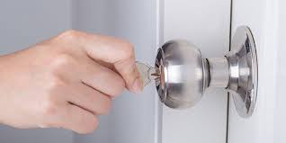 Before we with the steps on how to pick a bedroom door lock, you should find a proper item for another approach on how to pick a bedroom door lock is by using a knife. How To Buy A Door Knob It S More Complicated Than You May Think