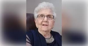 Mabel Finch's Instagram, Twitter & Facebook