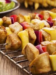 Brochettes De Poulet A L Ananas Recette Poulet A L Ananas Brochette Poulet Recette Brochette Poulet