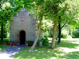 Sugarbush Park Chapel Chesterfield Mi Michigan Wedding Ceremony Locations Wedding Places Wedding Ceremony Location