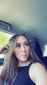 Ella Givens's Instagram, Twitter & Facebook