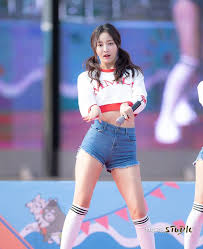 She is best known for her roles in dramas such as solomon's perjury, the third charm, and rain or shine. Yeonwoo Momoland Facebook