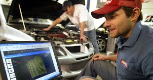 Grease monkeys give way to tech junkies