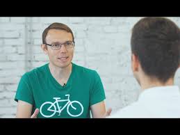 Potěšilo mě také to, že hezky zdůrazňuje roli žen ve společnosti i církvi. Deep Talks 37 Martina Viktorie Kopecka Fararka Rodinna Terapeutka A Aut Zoom