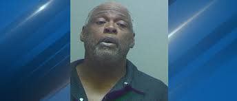 Salt Lake City woman wakes up to her boyfriend holding knife to her throat