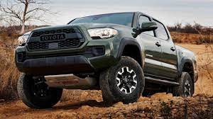 Installing a toyota tacoma lift kit! Toyota Tacoma Gets Factory Lift Kit That S Compatible With Safety Tech