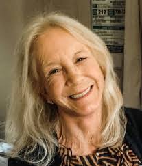 Tina Canfield's Instagram, Twitter & Facebook