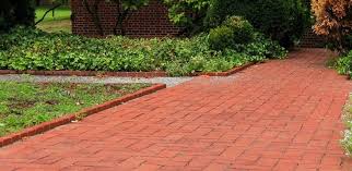 Neatly accent, separate and define your lawn and garden landscaping. Garden Edging 101 Ideas And Tips For Diy Installation Lawnstarter