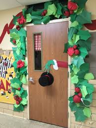 Holiday Door Decorating Contest Door Decoration Bulletin Board Ideas 
