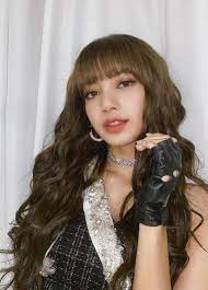 K Pop Adli Kullanicinin Lalisa Manoban Panosundaki Pin
