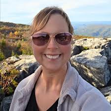 Reminder: If the same sh*t keeps happening to you with different  people...it might be life giving you a growth opportunity. Whether it's  asking for help, setting boundaries, or finally realizing you're not