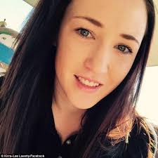 Sunshine Coast woman sent note threatening to poison dog