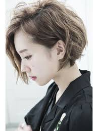大人かわいい前下がりボブ 24時間いつでもweb予約ok ヘアスタイル10万点以上掲載 お気に入りの髪型 人気のヘアスタイルを探すならkirei style キレイスタイル で ボブパーマ ヘアスタイル パーマ