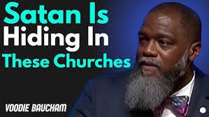 Lance Dutton's Instagram, Twitter & Facebook