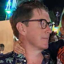 Declan Fallon (@declanjfallon)