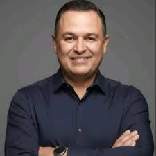 Muito Feliz pela lembrança do meu time pelo meu aniversário!! Até  felicitações da Colômbia!! Realmente é um time nota 100!! Não sou perfeito,  mas com um time assim as chances de se