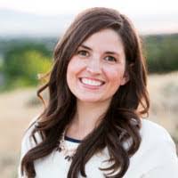 Natalie Smoot's Instagram, Twitter & Facebook