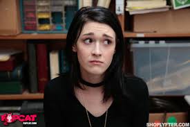 Ivy Aura - Shoplyfter - FAPCAT