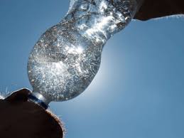 Niedrige basaltemperatur (unter 36,4 grad) unfähigkeit zu schwitzen oder übermäßiges schwitzen; Zitteranfall Durch Wassermangel So Erkennen Sie Ob Dehydrierung Droht Gesundheit
