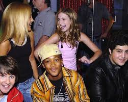 Nickelodeon Nostalgia In One Image Josh Peck Of Drake And Josh Emma Roberts Of Unfabulous Jamie Lynn Spears Of Zoey 101 Devon Werkheiser Of Ned S Declassified And Romeo Miller Of The Romeo