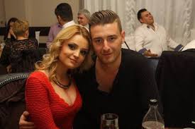 Aug 04, 2021 · acces direct cu mirela vaida, cel mai tare show despre oameni si viata, ce iti prezinta informatii din domeniul social, viata de zi cu zi, vedete, cancan si monden, doar la antena 1 SoÅ£ia Lui Mihai ChiÅ£u Rupe TÄƒcerea Ce Se IntamplÄƒ De Fapt Intre Ea Si Artist Libertatea
