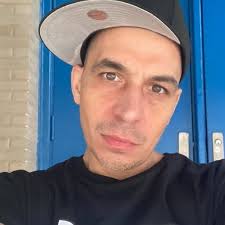 Here's a little Pixie sprinkle to brighten up your Friday . 🧚🏽‍♀️ ✨ 🧚 💚