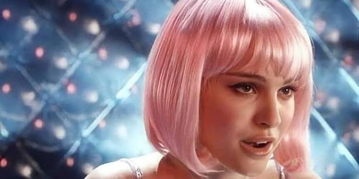 Is 'Closer' Actually Good or Do We Just Love Natalie Portman's Pink Wig?