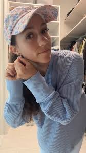 Super Sugary Sexy! 👄 What's your go to for Halloween Costumes? Some people  take the opportunity to dress up like a DHB and that's ok. 😎Judgment free  zone here. I like to