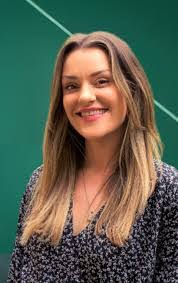 Heather Halliday's Instagram, Twitter & Facebook