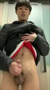 Hot Korean Jerk Off - Big Korean Dick Playing