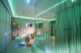 Neben Der Funktionalitat Steht Der Wohlfuhlfaktor Der Raume Fur Mich Im Vordergrund Raume Und Spa Einrichtungen Werden Zu Einer Oase Der Design Light Bathtub