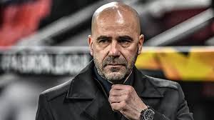 The site lists all clubs he coached and all clubs he played for. Bosz Schimpft Nach Bayer Aus Nicht Auf Dem Niveau Der Vergangenen Wochen Sportbuzzer De