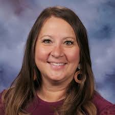 Amy Ewald's Instagram, Twitter & Facebook