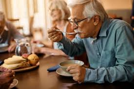 How to Eat Comfortably with New Dentures and Adjust to Different Foods |  Top Atlanta Dentist and Implant Specialist