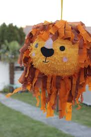 Tuto Pinata Lion Pour Les 4 Ans D Elliot En 2020 Pinata Anniversaire Pinata Pinata Maison