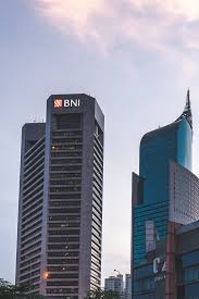 Jakarta Indonesia Skyline Building Sunset Skyscraper Jakarta Sunset 728x1092 Download Hd Wallpaper Wallpapertip Motif wallpaper dinding ini seringkali berwarna warni dan. jakarta indonesia skyline building