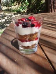 Mini Verrines De Tiramisu Aux Fruits Rouges Speculoos Recette Tiramisu Fruits Rouges Tiramisu Fruits Verrine Tiramisu