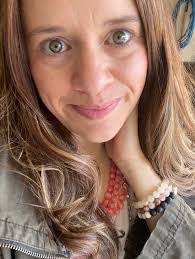 Brandy Kimball's Instagram, Twitter & Facebook