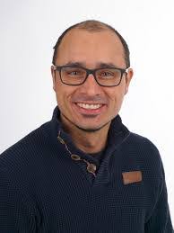 Daniel Nikolic's Instagram, Twitter & Facebook