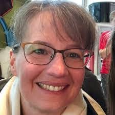 Stacey Bolen's Instagram, Twitter & Facebook