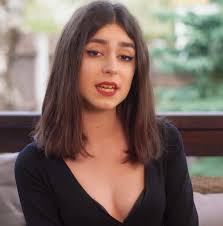 🪄✨🪄 THE DEAR ENCHANTRESS 🪄✨🪄 ❤️❤️❤️ THE NEW ONE ❤️❤️❤️ BEATRICE FLOREA  ❤️❤️❤️ SHAPE OF MY HEART ❤️❤️❤️ 🎞️  https://youtu.be/UVe5u_orZ-E?si=O7wTZBzienxeTNeW 🎞️