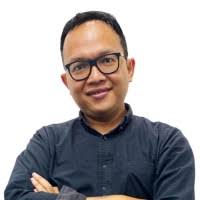 Romphi Marcolla Email & Phone Number