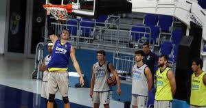 Atasehir icindeki fenerbahce beko imzali forma satildi le. 2020 21 Fenerbahce Beko Nun Forma Numaralari Aciklandi Eurohoops