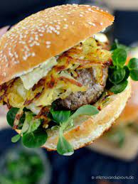 Rosti Burger Mit Feldsalat Und Curry Mayo Stilettos Sprouts Rezept Curry Feldsalat Lecker Burger