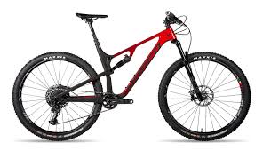 As norco's size chart puts me solidly in the large frame recommendation, i wanted to spend some time on the large to make sure i wasn't missing out on the sizing. 2020 Norco Revolver Fs 120 1 Bike Reviews Comparisons Specs Mountain Bikes Vital Mtb