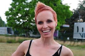 Sep 28, 2018 · naast een uitmuntende free souffriau als pippi langkous waren het vooral bad boys bert verbeke en william boeva die de harten van het publiek in een mum van tijd veroverden. Free Souffriau Heeft Een Nieuwe Vlam Showbizzsite