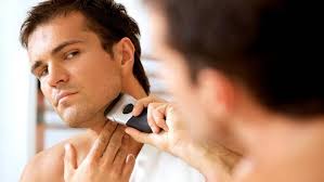 Dags att klippa till på en trimmer