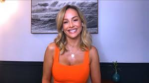 Clare crawley and dale moss have split. Bachelorette Clare Crawley Dishes On Her Upcoming Season Premiering Tonight Video Abc News