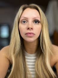 Bethany Peterson's Instagram, Twitter & Facebook