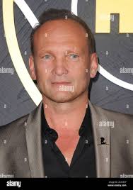 Elizabeth howard hi-res stock photography and images